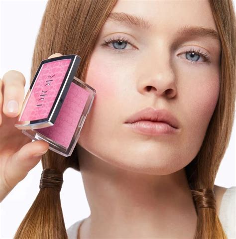 dior blush 003|Dior rosy glow awakening blush.